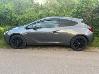 2011 Opel Astra GTC J Рестайлинг, серый, 980000 рублей, вид 2