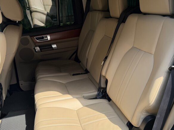 2010 Land Rover Discovery IV, чёрный - вид 34
