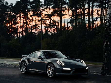 2017 Porsche 911 Turbo S VII (991) Рестайлинг, серый, 13750000 рублей, вид 3