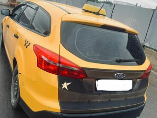 2016 Ford Focus III Рестайлинг, жёлтый, 415000 рублей, вид 5