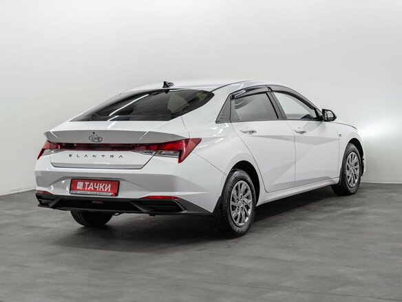 2021 Hyundai Elantra VII (CN7), белый, 2015000 рублей - вид 1
