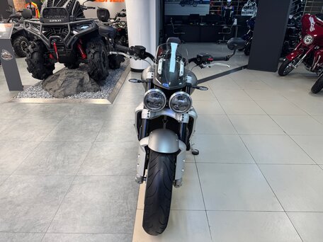 2023 Triumph Rocket 3, серый, 2330000 рублей, вид 3