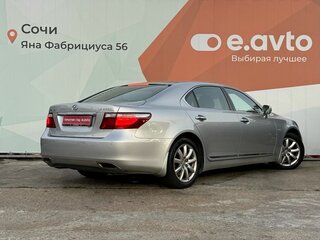2007 Lexus LS Long 460 L IV, серебристый, 2400000 рублей, вид 4
