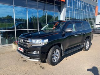 2016 Toyota Land Cruiser 200 Series Рестайлинг 2, чёрный, 6380000 рублей, вид 1