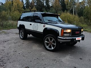 1992 GMC Yukon I (GMT400), белый, 2500000 рублей, вид 1