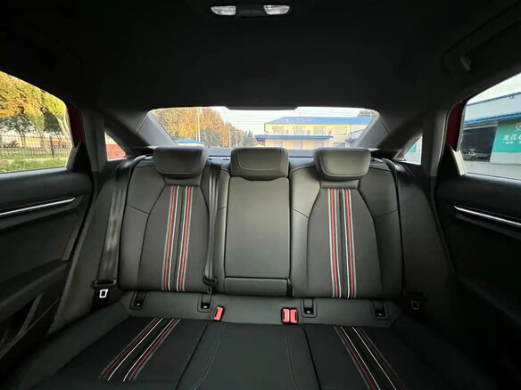 2023 Audi A3 35 TFSI Long IV (8Y), красный - вид 14