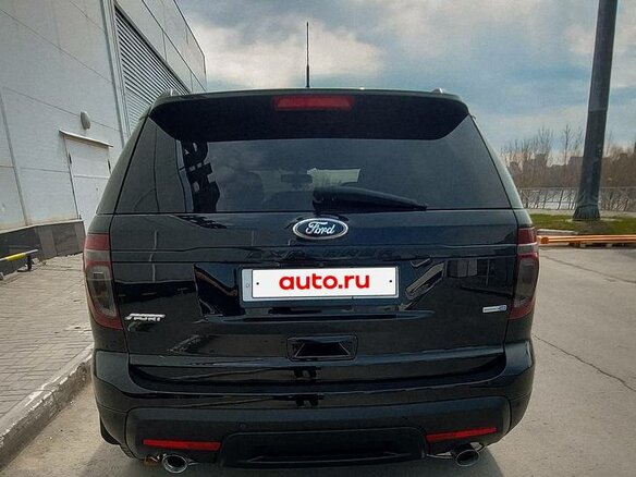 2014 Ford Explorer Sport V, чёрный, 2200000 рублей - вид 9