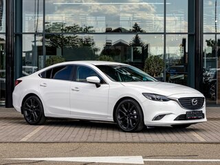 2015 Mazda 6 III (GJ) Рестайлинг, белый, 1415000 рублей, вид 3