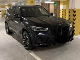 2021 BMW X5 M III (F95), чёрный, 10150000 рублей, вид 2