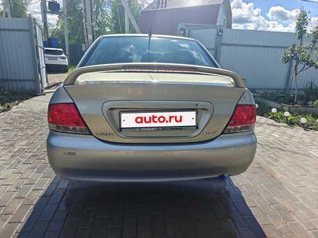 2009 Mitsubishi Lancer Classic IX Рестайлинг, серебристый, 265000 рублей, вид 5