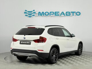 2013 BMW X1 18i I (E84) Рестайлинг, белый, 1140000 рублей, вид 5