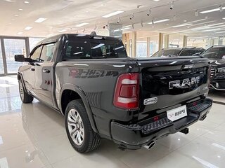 2024 Ram 1500 Quad Cab V, чёрный, 8460000 рублей, вид 4
