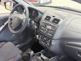 2026 Lada (ВАЗ) Granta I Рестайлинг, серый, 1364000 рублей, вид 5