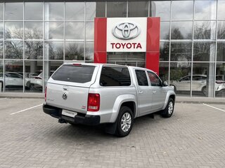 2017 Volkswagen Amarok I Рестайлинг, серебристый, 2590000 рублей, вид 4