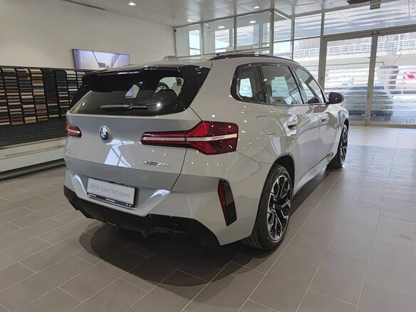 2025 BMW X3 Long 30L xDrive IV (G45/G48), серый, 7550000 рублей - вид 4