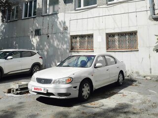 2001 Nissan Cefiro III (A33), белый, 230000 рублей, вид 1