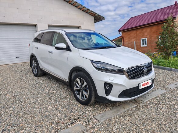 2018 Kia Sorento III Prime Рестайлинг, белый, 2600000 рублей