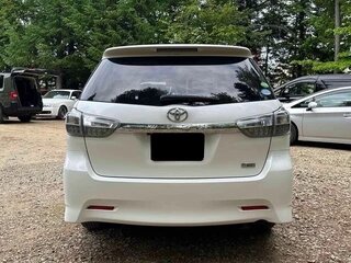 2017 Toyota Wish II Рестайлинг, белый, 1155000 рублей, вид 4