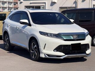 2019 Toyota Harrier III (XU60) Рестайлинг, белый, 2136000 рублей, вид 3