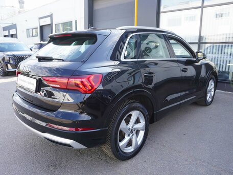 2020 Audi Q3 40 TFSI II (F3), чёрный, 2833000 рублей, вид 5