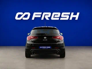 2014 Alfa Romeo Giulietta III, чёрный, 1999099 рублей, вид 4