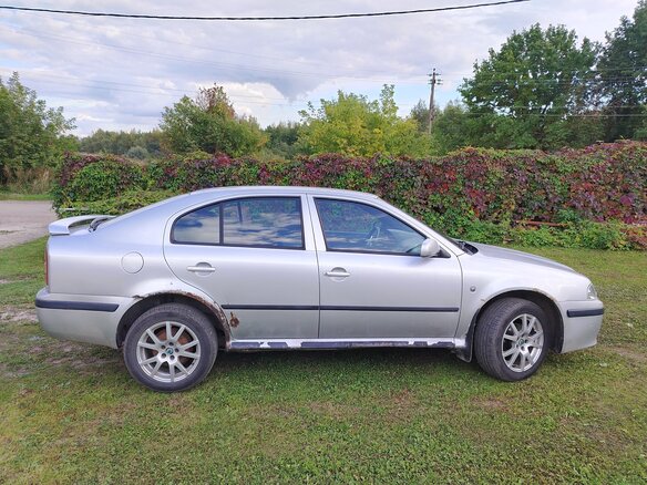 2006 Skoda Octavia I (A4) Рестайлинг, серебристый, 350000 рублей - вид 6