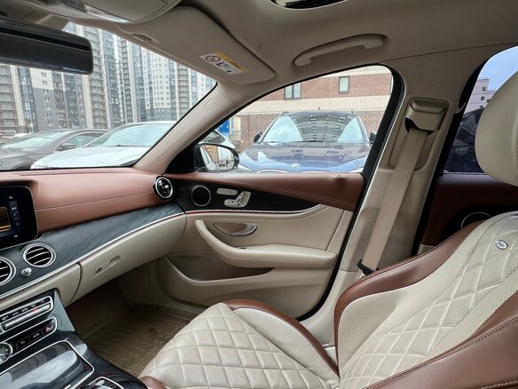 2017 Mercedes-Benz E-Класс 200 V (W213, S213, C238), чёрный, 3300000 рублей - вид 8