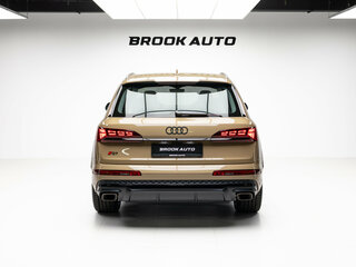 2024 Audi Q7 55 TFSI II (4M) Рестайлинг 2, золотистый, 11990000 рублей, вид 5