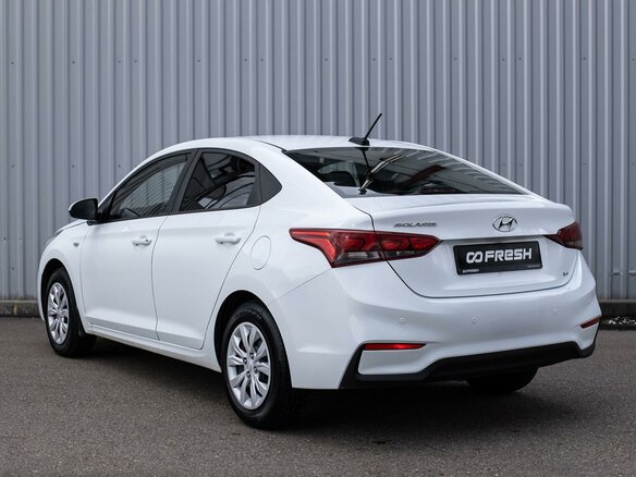 2019 Hyundai Solaris II, белый, 1415000 рублей - вид 1