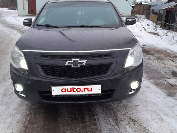 2013 Chevrolet Cobalt II, чёрный, 700000 рублей