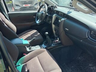 2018 Toyota Fortuner II, чёрный, 3500000 рублей, вид 3
