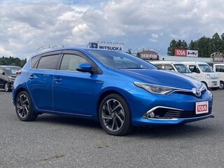 2017 Toyota Auris II Рестайлинг, синий, 1050000 рублей, вид 1