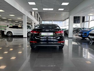 2016 Hyundai Elantra VI (AD), чёрный, 1295000 рублей, вид 4