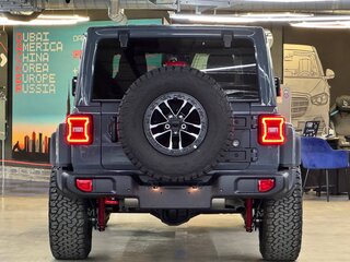 2026 Jeep Wrangler IV (JL) Рестайлинг, серый, 8370000 рублей, вид 4