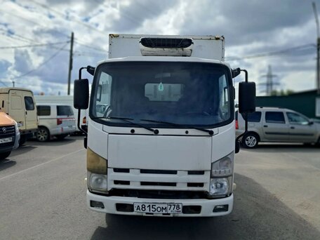 2010 Isuzu Elf (N-series), белый, 799000 рублей, вид 2