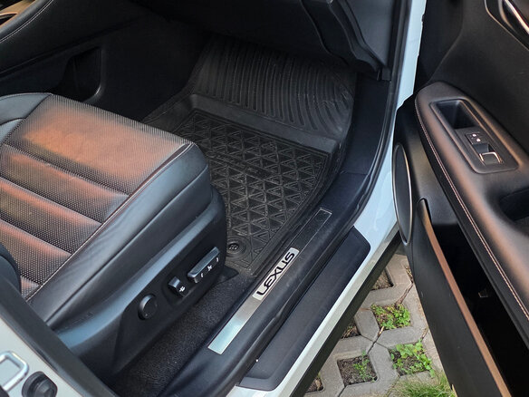 2016 Lexus RX 200t IV, белый, 3200000 рублей - вид 34