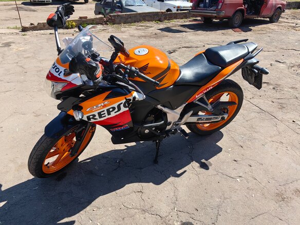 2013 Honda CBR 250R, оранжевый, 280000 рублей - вид 12
