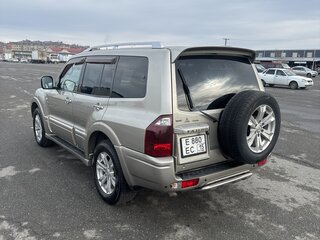 2006 Mitsubishi Pajero III Рестайлинг, бежевый, 1350000 рублей, вид 5
