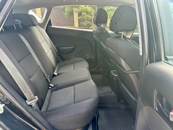 2010 Hyundai i30 I Рестайлинг, чёрный - вид 21