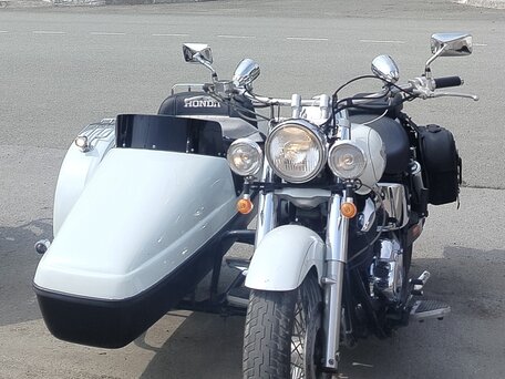 2005 Honda Shadow 400, белый, 500000 рублей, вид 1