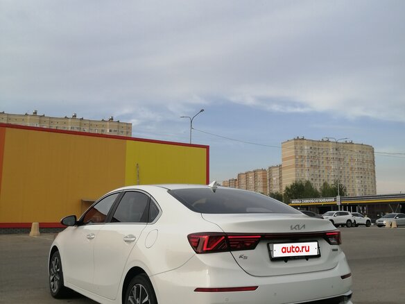 2022 Kia K3 II (China Market), белый, 2250000 рублей - вид 5