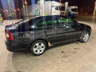 2010 Skoda Octavia DSG7 II (A5) Рестайлинг, чёрный, 450000 рублей, вид 4