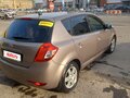 2011 Kia Ceed I Рестайлинг, бежевый, 560000 рублей - вид 2