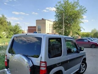 2009 Mitsubishi Pajero Mini II, серебристый, 770000 рублей, вид 3