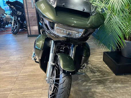 2026 Harley-Davidson Road Glide Limited, зелёный, 4950000 рублей, вид 2