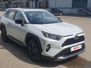 2022 Toyota RAV4 V (XA50), белый, 3800000 рублей, вид 3