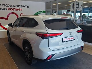 2026 Toyota Highlander IV (XU70), белый, 5650000 рублей, вид 2