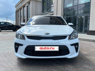 2019 Kia Rio IV, белый, 850000 рублей, вид 2