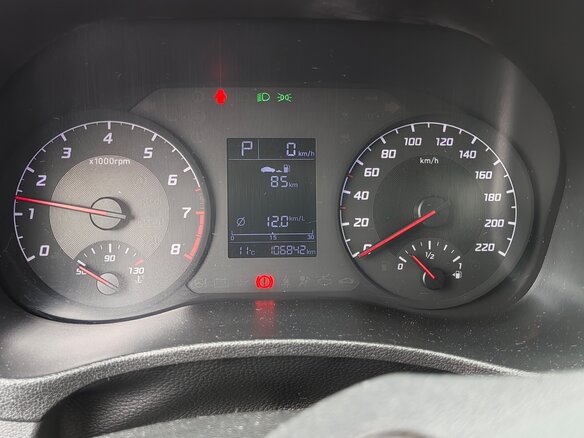 2021 Hyundai Solaris II Рестайлинг, белый, 1470000 рублей - вид 1