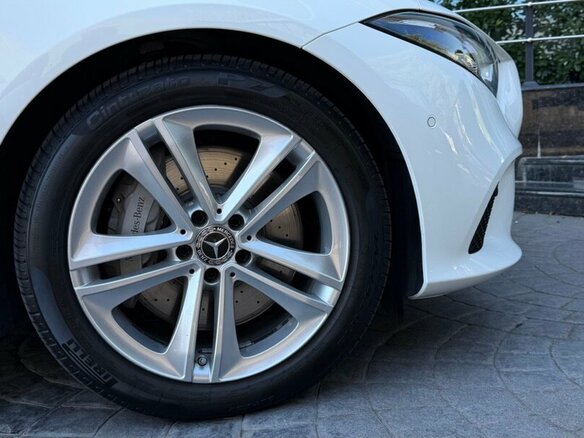 2019 Mercedes-Benz CLS 450 III (C257), белый, 5000000 рублей - вид 27